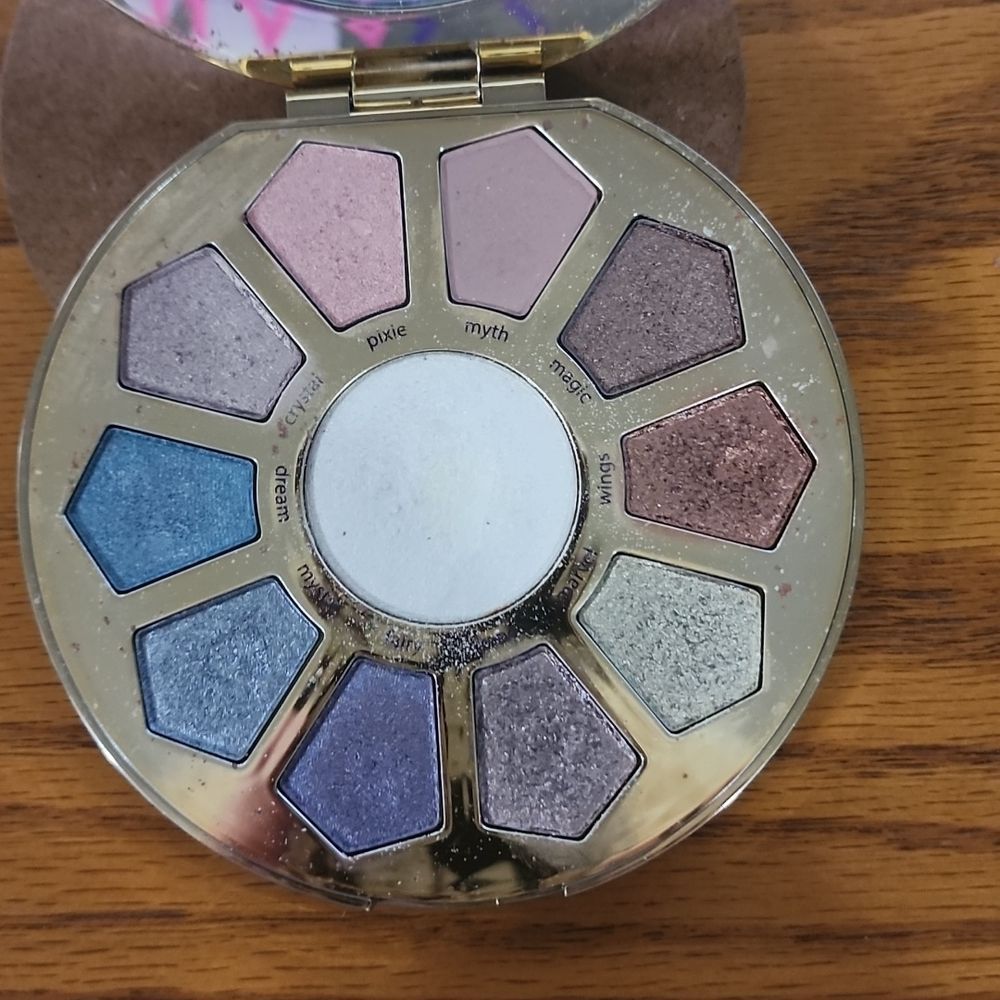 Tarte Eyeshadow Palette "Make Believe in Yourself"